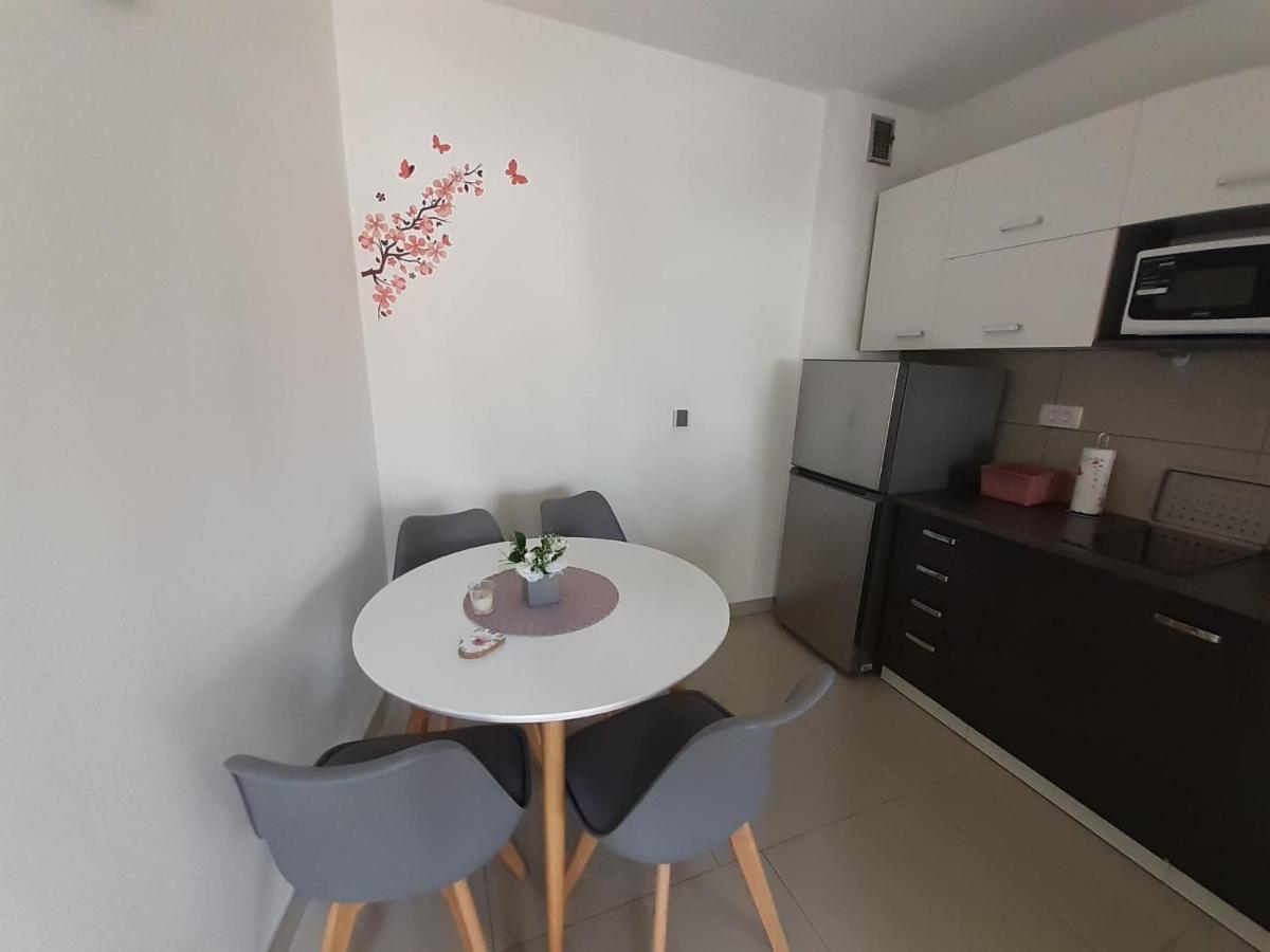 Apartment Vesel Malinska Eksteriør billede